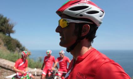 8401893176-e096f1c922-c